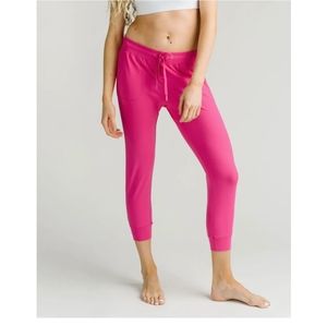 Zyia Large hot pink unwind joggers short
